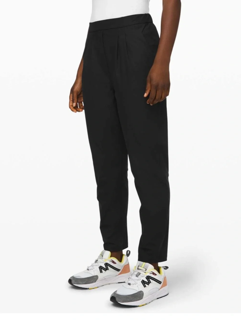 Lululemon Essential High-Rise Trouser in Black - Like New, Women’s 4